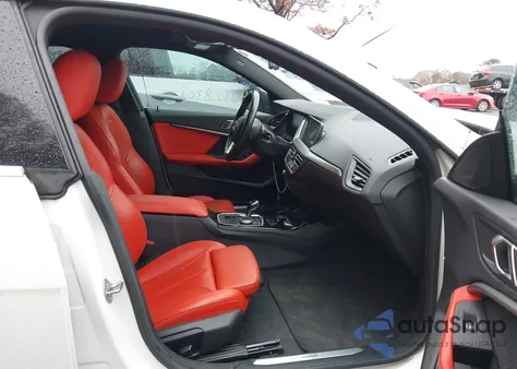 2022 BMW 228 Gran Coupe I xDrive z USA, uszkodzony, nr VIN WBA73AK04N7K37403